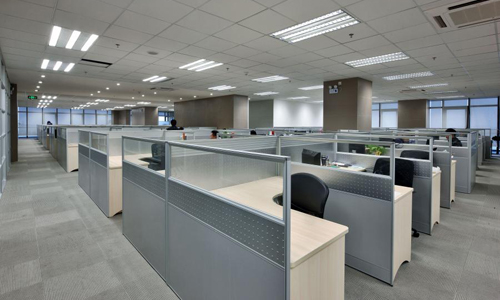 深圳办公室装修公司如何为中小型企业制定装修方案？
